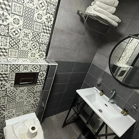 Hotel Han Suite Hotel 3*