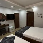 Han Suite Hotel Отель 3*