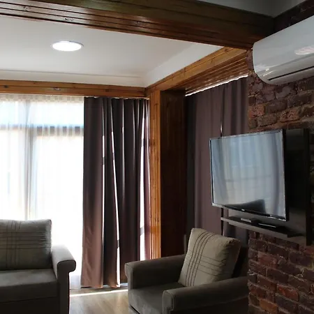 Han Suite Hotel 3*