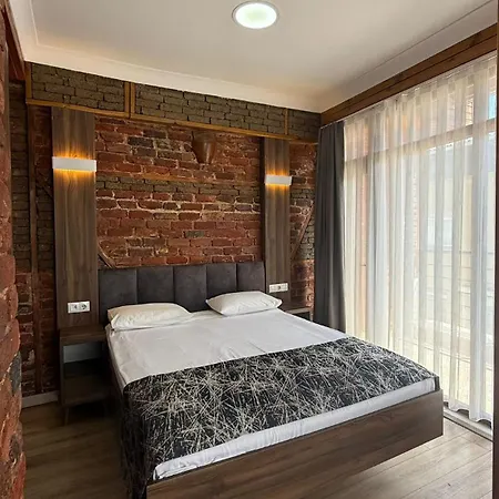 Han Suite Hotel 3*