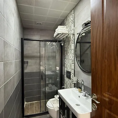 Han Suite Hotel 3*