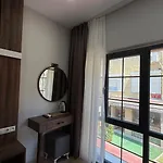 Han Suite Hotel Szálloda